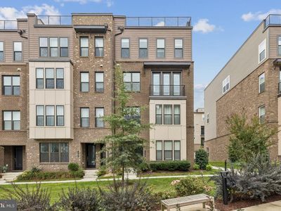 14426 Beckett Glen Cir UNIT 906, Chantilly, VA, 20151