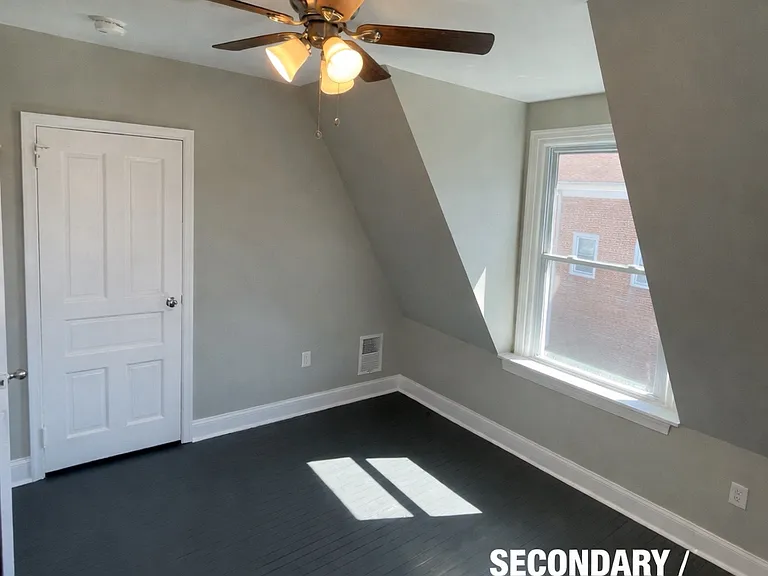 626 N York Rd #624 — Photo 14