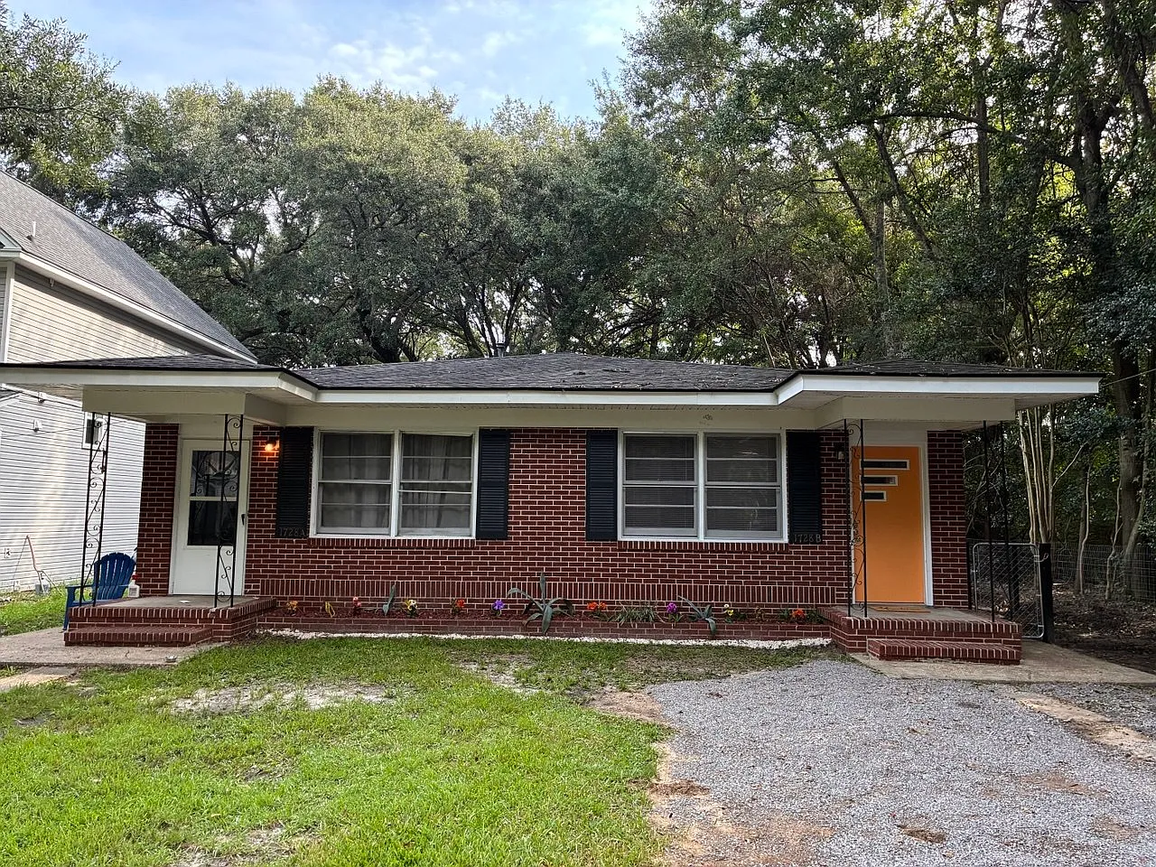 2 bed, 880 sqft, $2,000 — Photo 2
