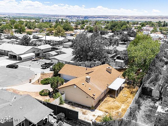 4th image of 3101 N Mesa Dr