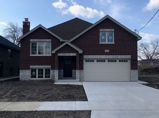 6565 W 92nd St, Oak Lawn, IL