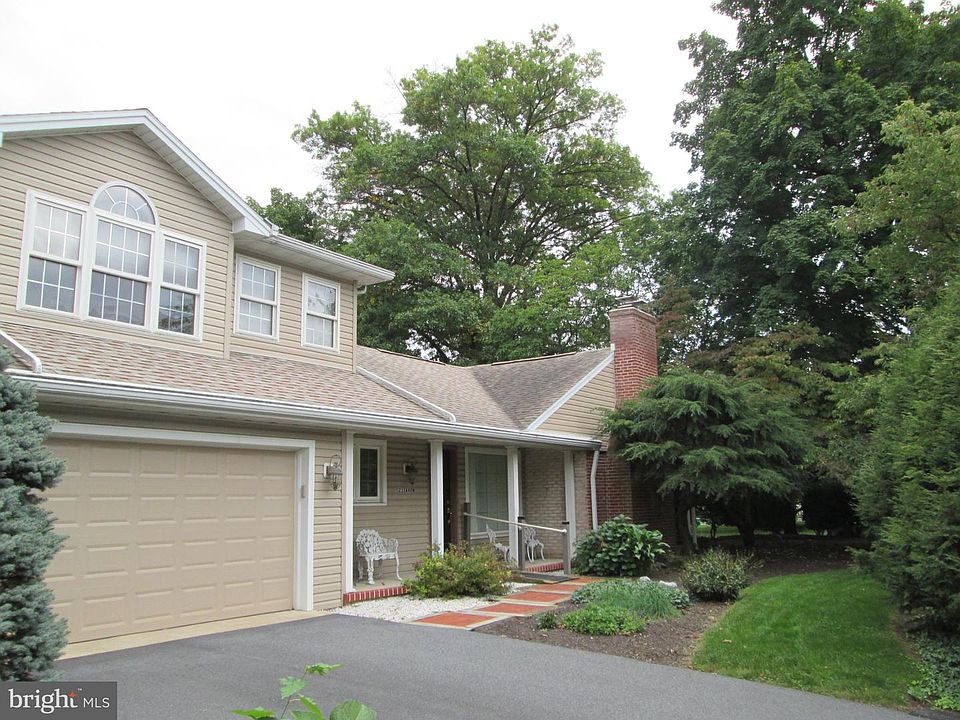 1st image of 233 Avon Dr