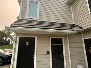 11614 Tomahawk Creek Pkwy APT C, Leawood, KS 66211