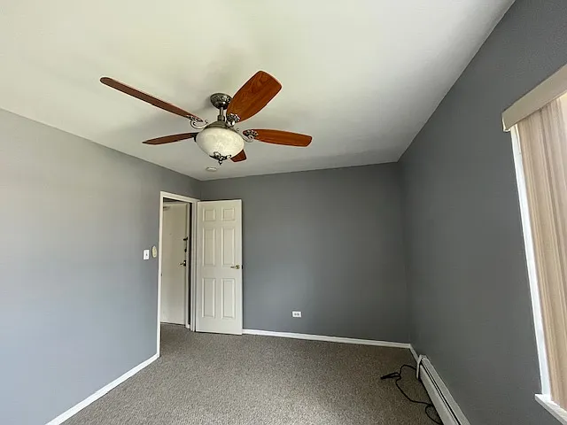361 W Hawthorne Cir #5 — Photo 1