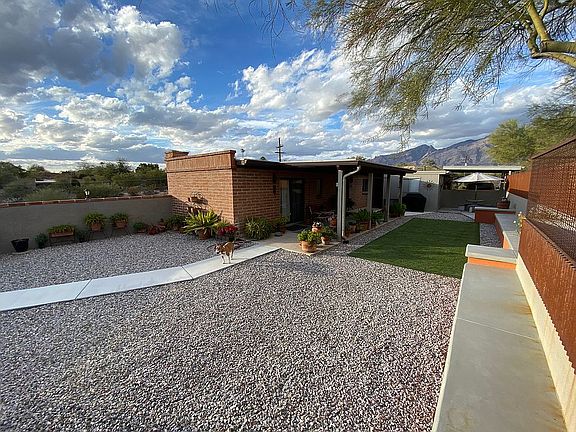 Overview of rear fenced yard