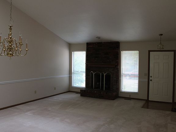 Dinning Room/Family Room