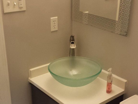 Hall Bathroom with shower and tub