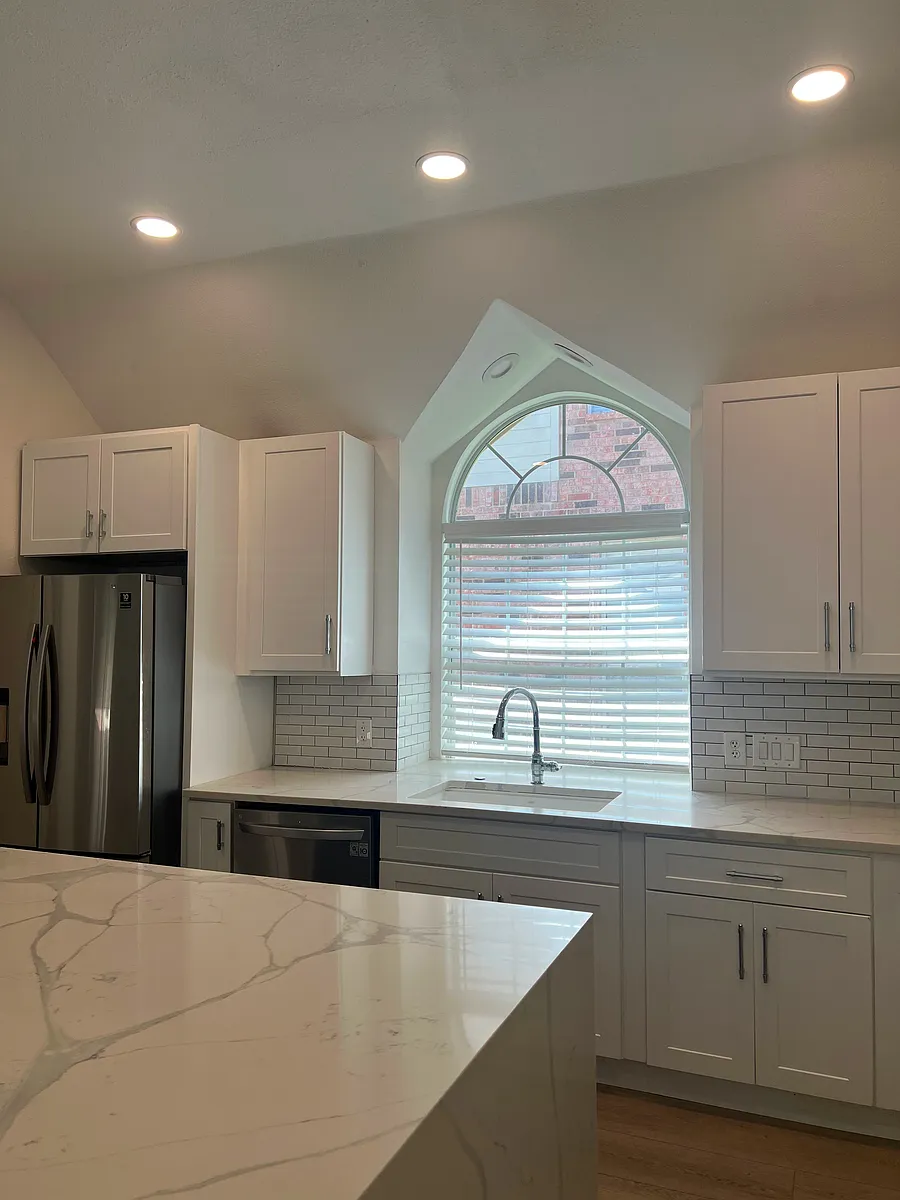 Building Photo - 4028 Eastleigh Dr