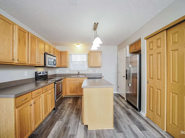 6262 Albany Way Dr — Photo 6