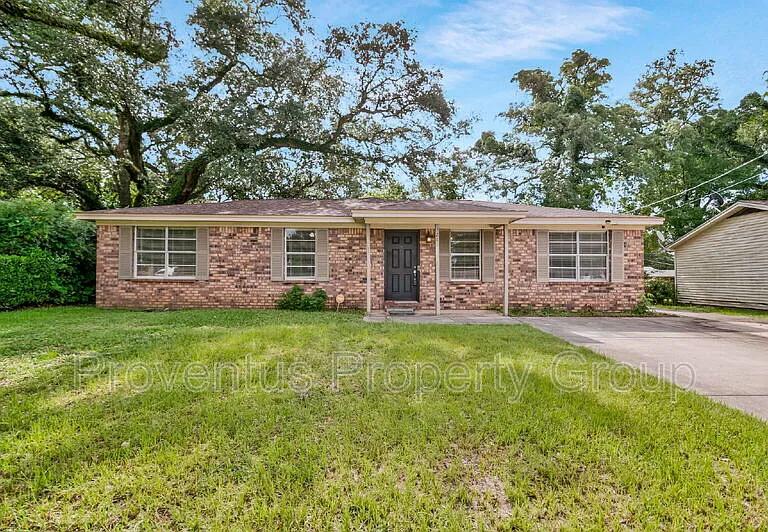 3214 Palmdale Ave — Photo 1