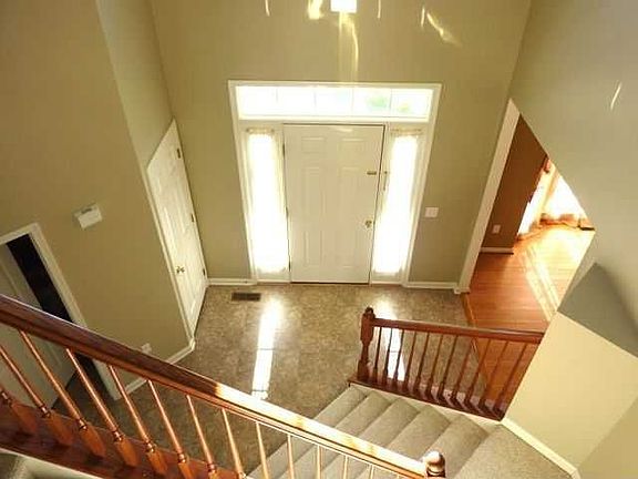 2nd image of 6 Warbler Ln