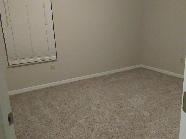9509 Chandon Dr — Photo 14