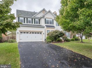 313 Crosman Ct, Purcellville, VA