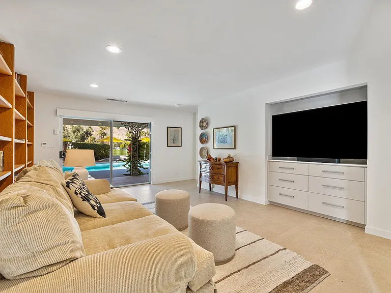 2367 Yosemite Dr — Photo 65