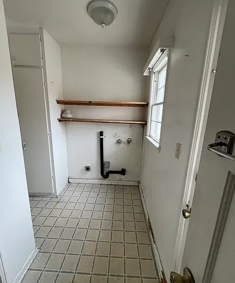 1598 El Camino Real — Photo 11