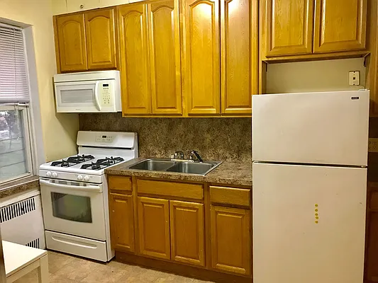 Sold by Nest Seekers International | media 10