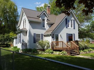 209 Spring St NE, Preston, MN 55965