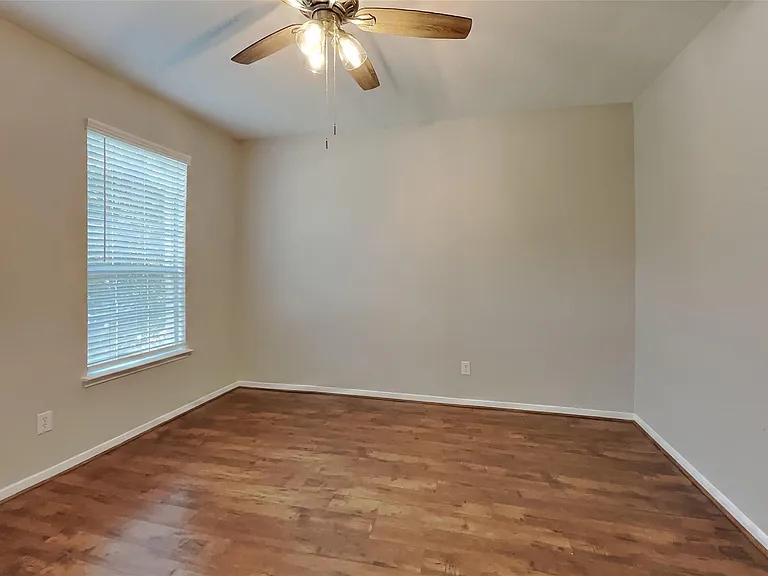 22022 Willow Downs Dr — Photo 14