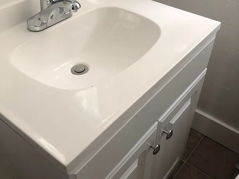 1005 S Walnut St — Photo 5