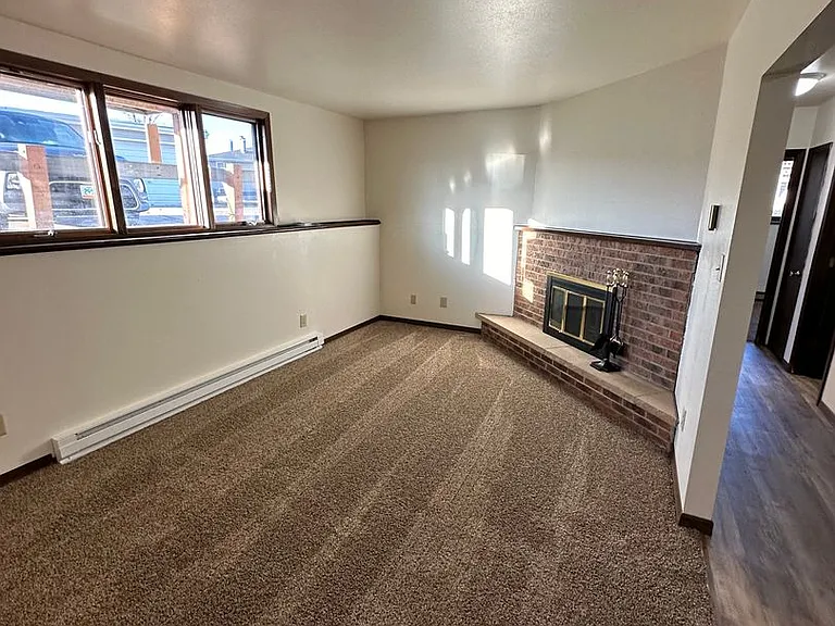 1801 Continental Drive — Photo 3
