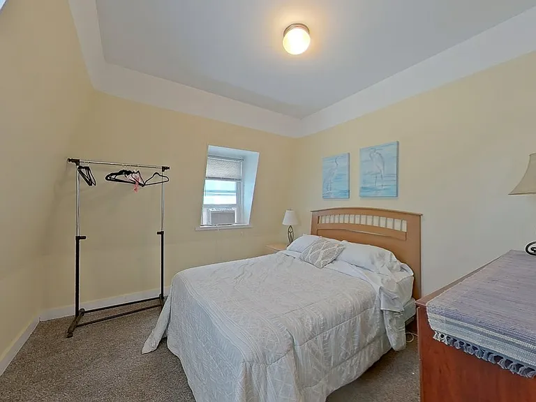 36 Dixon St — Photo 26