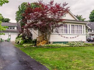 41 Heberle Rd, Rochester, NY 14609