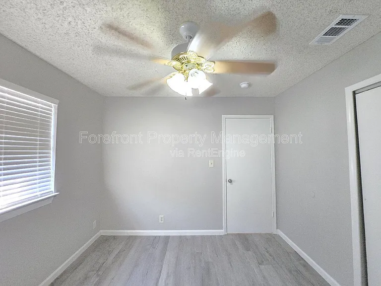 5507 Roanwood — Photo 18
