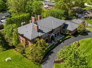 40 Lynnbrook Rd, Saint Louis, MO 63131
