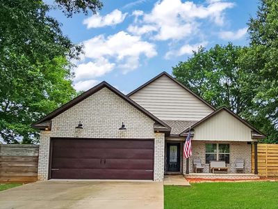 99 Elizabeth St, Muscle Shoals, AL, 35661