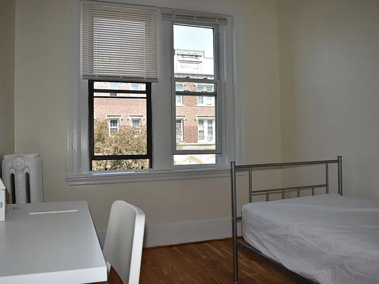 16 Glenville Ave #2 — Photo 6