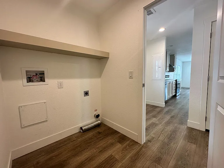 2060 N Ctr #430 — Photo 15