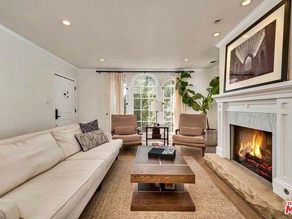 4th image of 818 N McCadden Pl