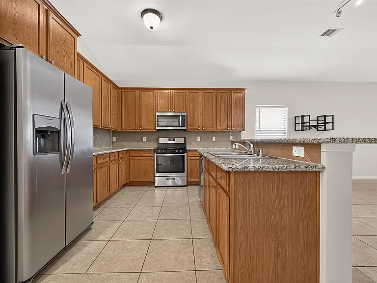 430 Dockside Terrace Ln — Photo 11