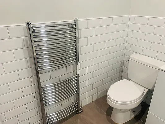 Rented by 18 REALTY | media 13