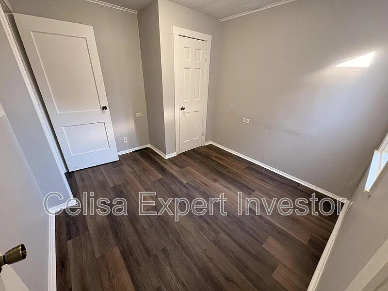2 bed, 1.0 bath, 1024 sqft, $1,000 — Photo 4