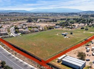 30250 Los Alamos Rd, Murrieta, CA 92563