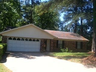 Shaded front and back lot