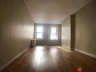 Rented by Wave Real Estate Group