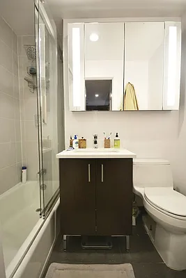 Rented by Bold New York | media 17