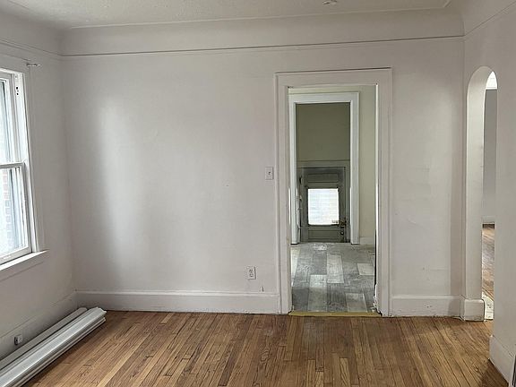 3rd image of 5935 Bedford St #1