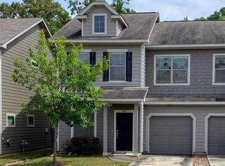 313 Woodland Hills Dr #B, Conroe, TX 77303