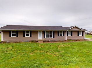 201 Aaron Rd, Bowling Green, KY 42101