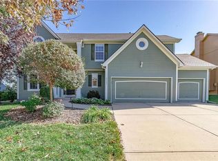 5329 Chouteau St, Shawnee, KS 66226