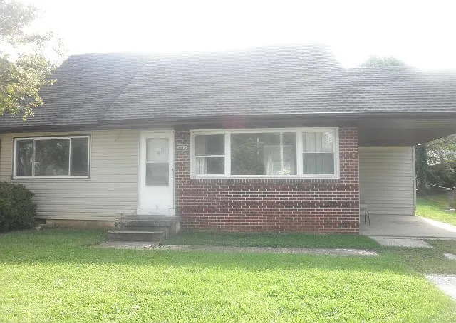 3615 Courtleigh Dr — Photo 1