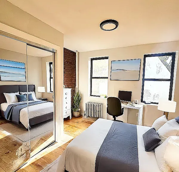 425 E 6th St #4B — Photo 1