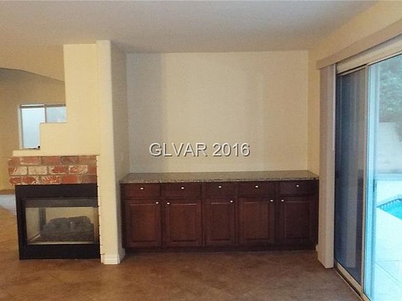 4th image of 7509 Fencerow St #0