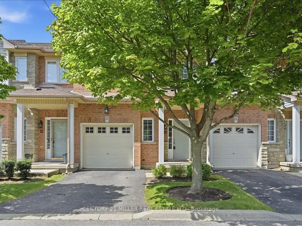 232 Stonehenge Dr #13, Hamilton, ON L9K 1R5
