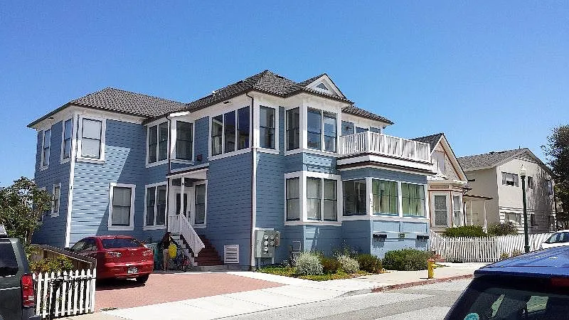 133 Forest Ave #D
