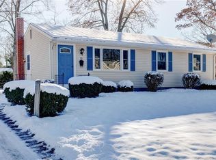 12 Colonial Dr, Enfield, CT 06082