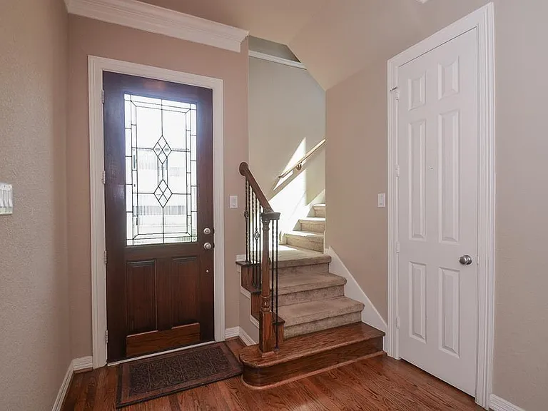 3042 Royal Oaks Crst — Photo 3